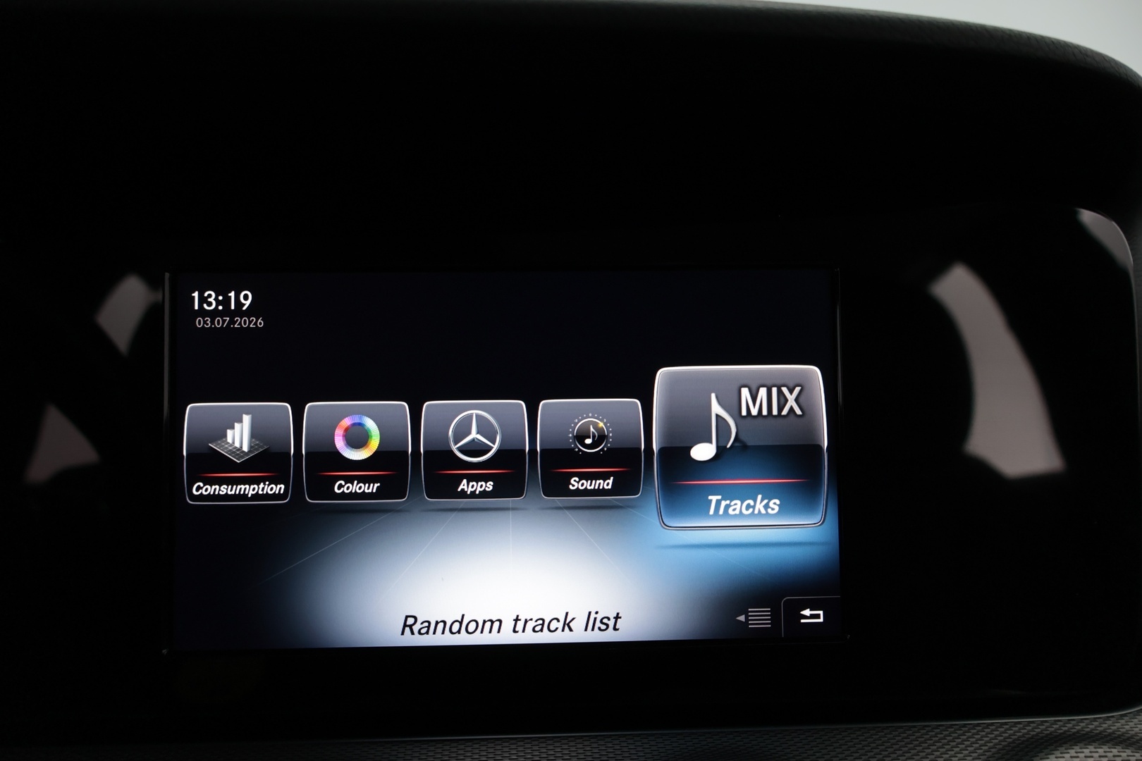 MERCEDES-BENZ E 2016