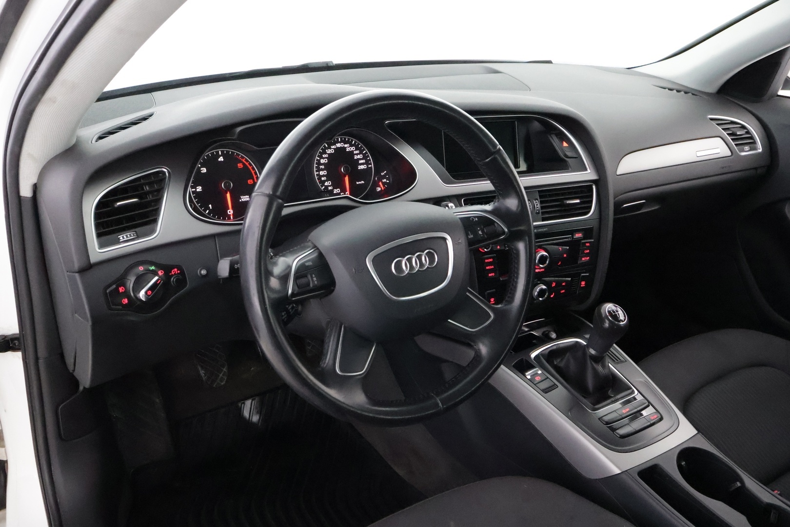 AUDI A4 2014