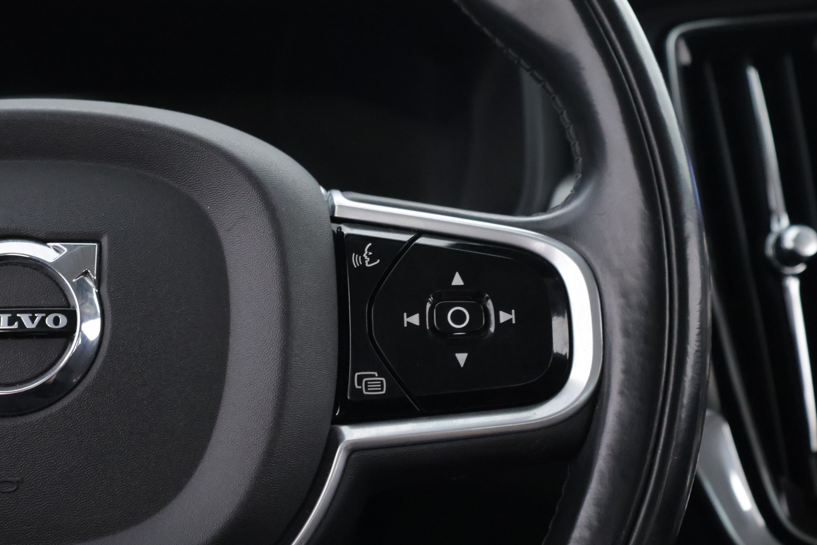 VOLVO S90 2018