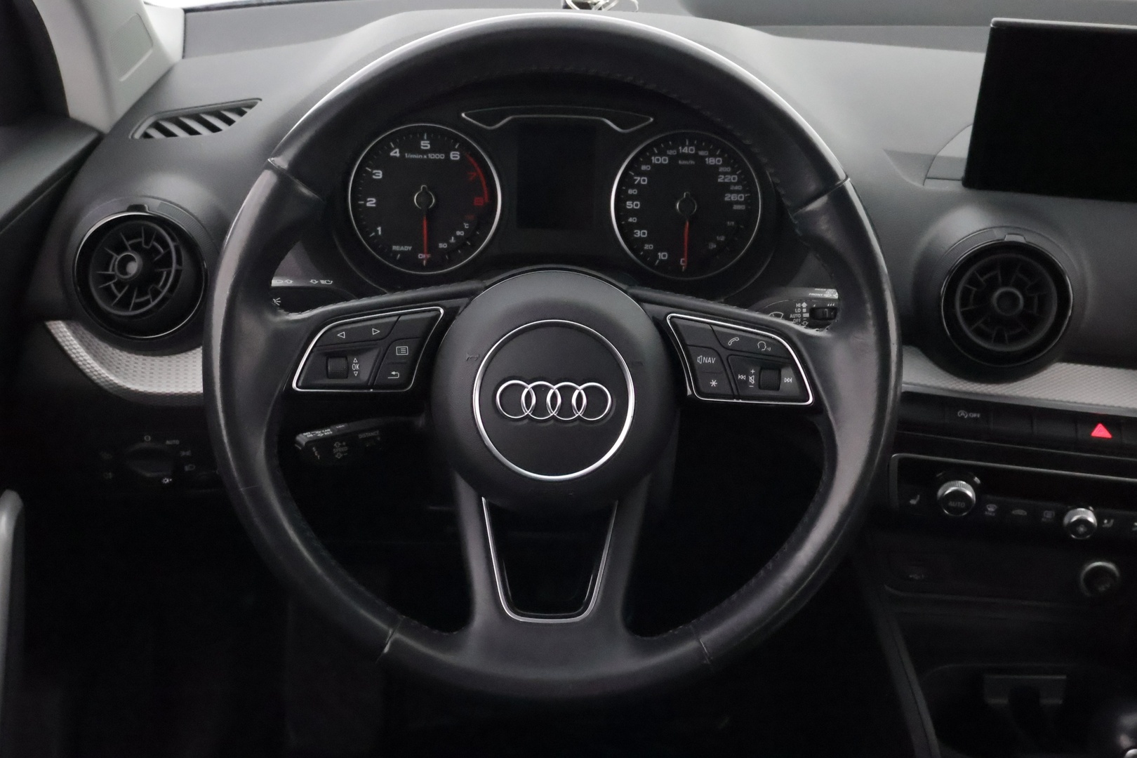 AUDI Q2 2018