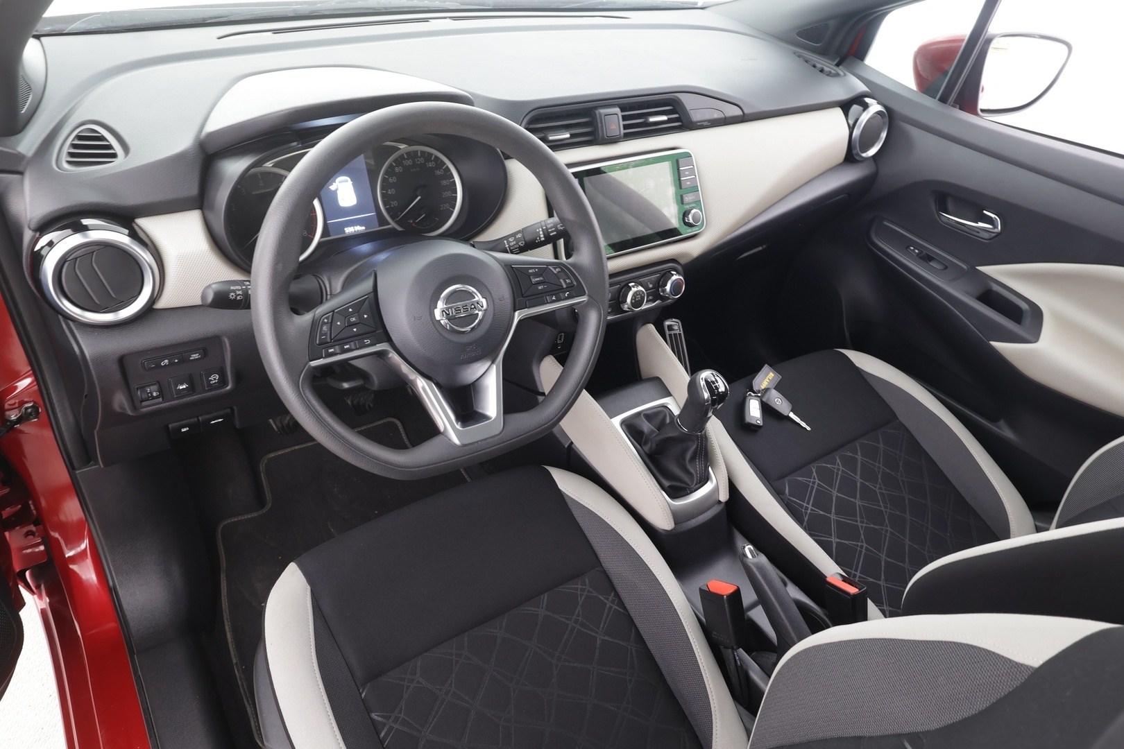 NISSAN Micra 2019