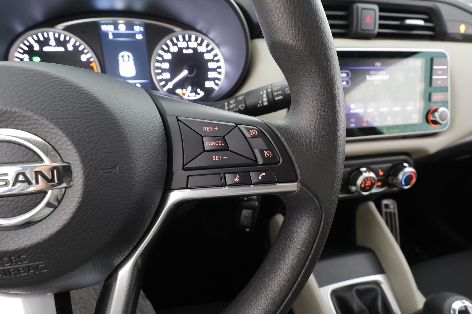 NISSAN Micra 2019