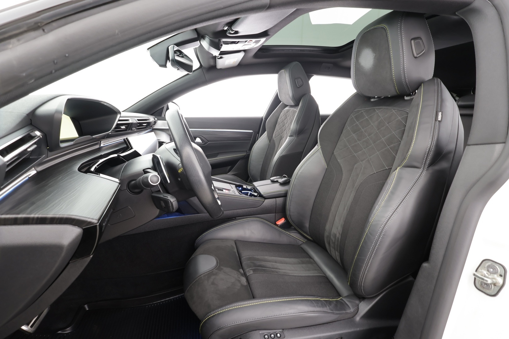 PEUGEOT 508 2021