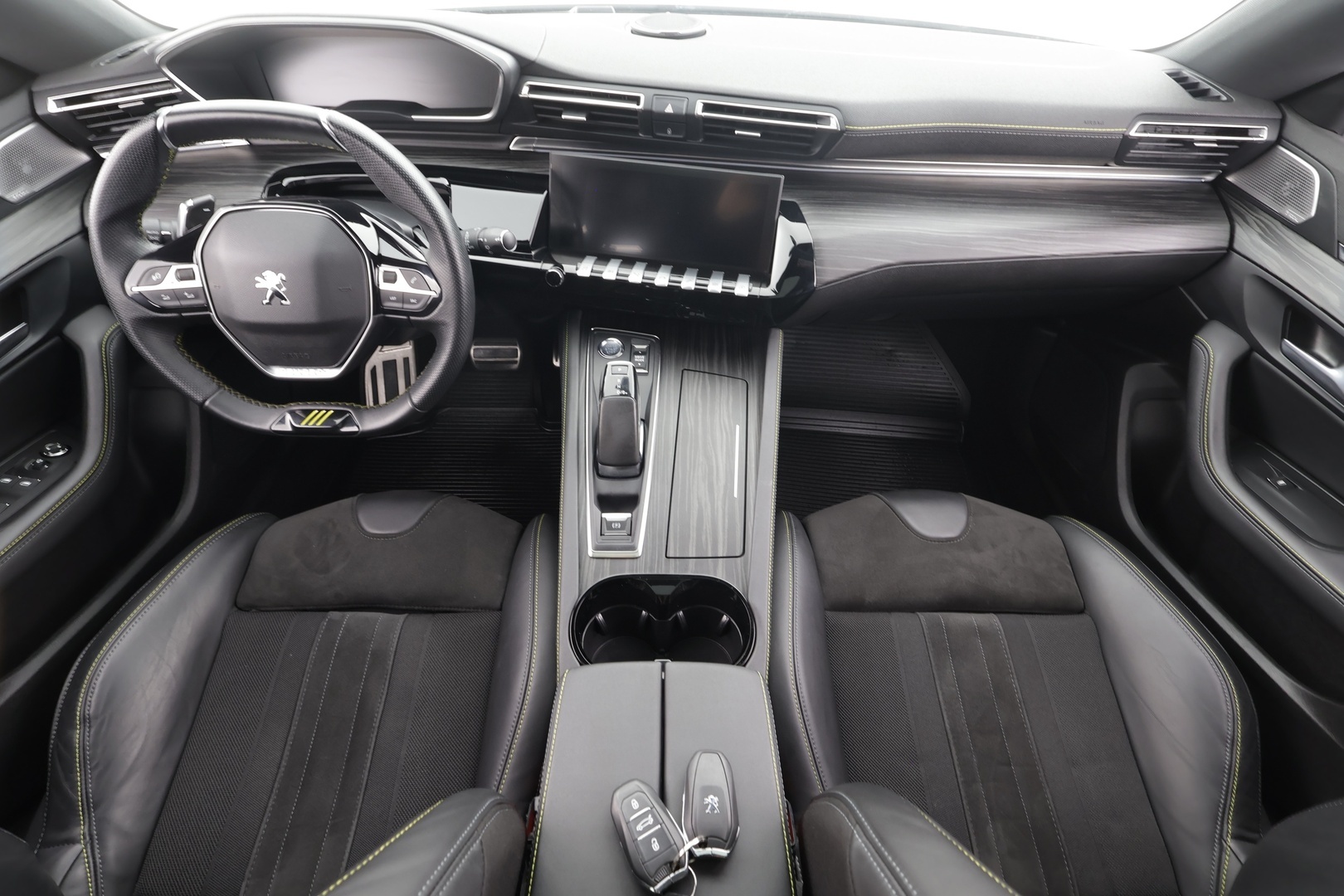PEUGEOT 508 2021