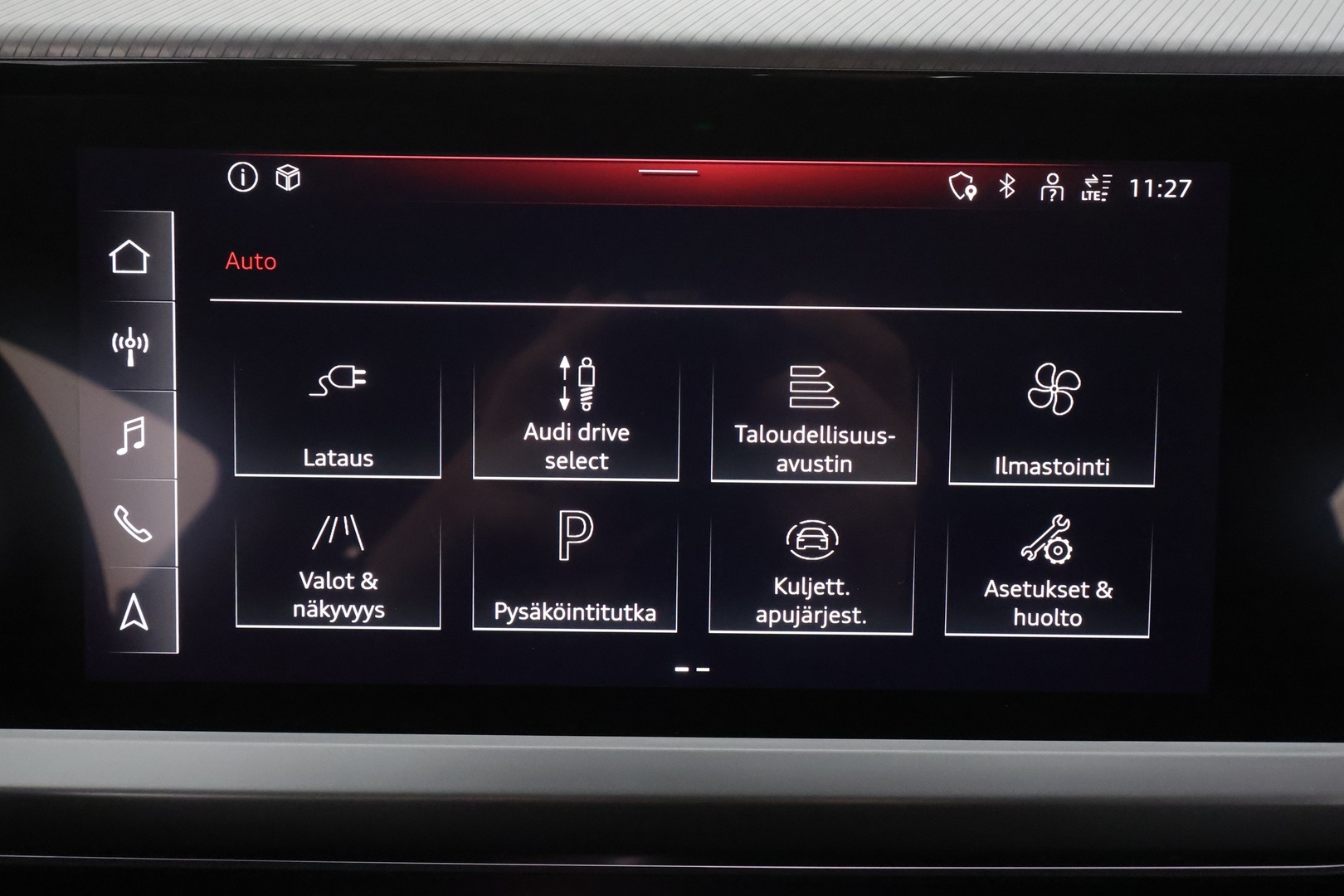 AUDI Q4 e-tron 2022