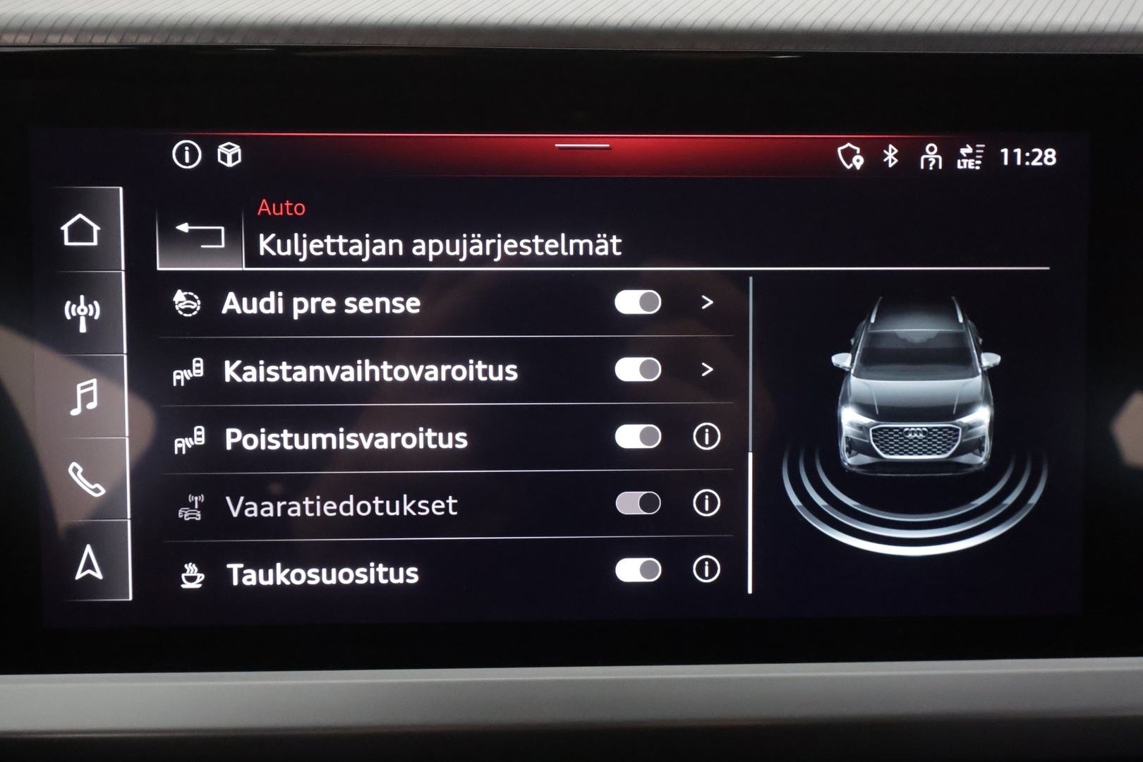 AUDI Q4 e-tron 2022