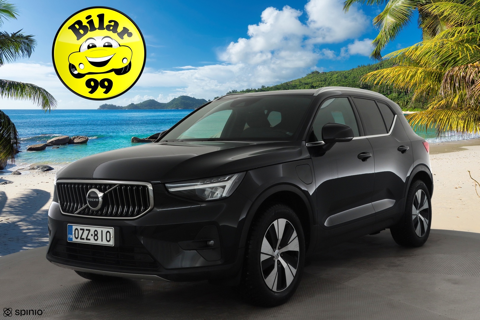 VOLVO XC40 2024