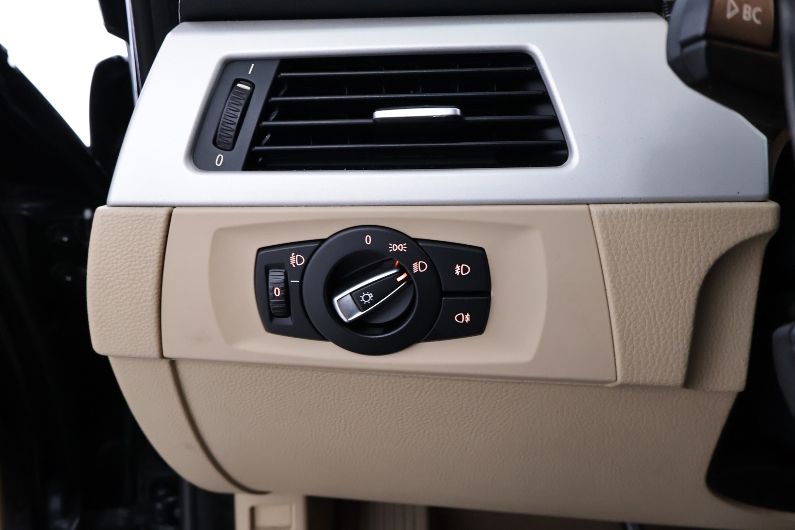 BMW 320 2009