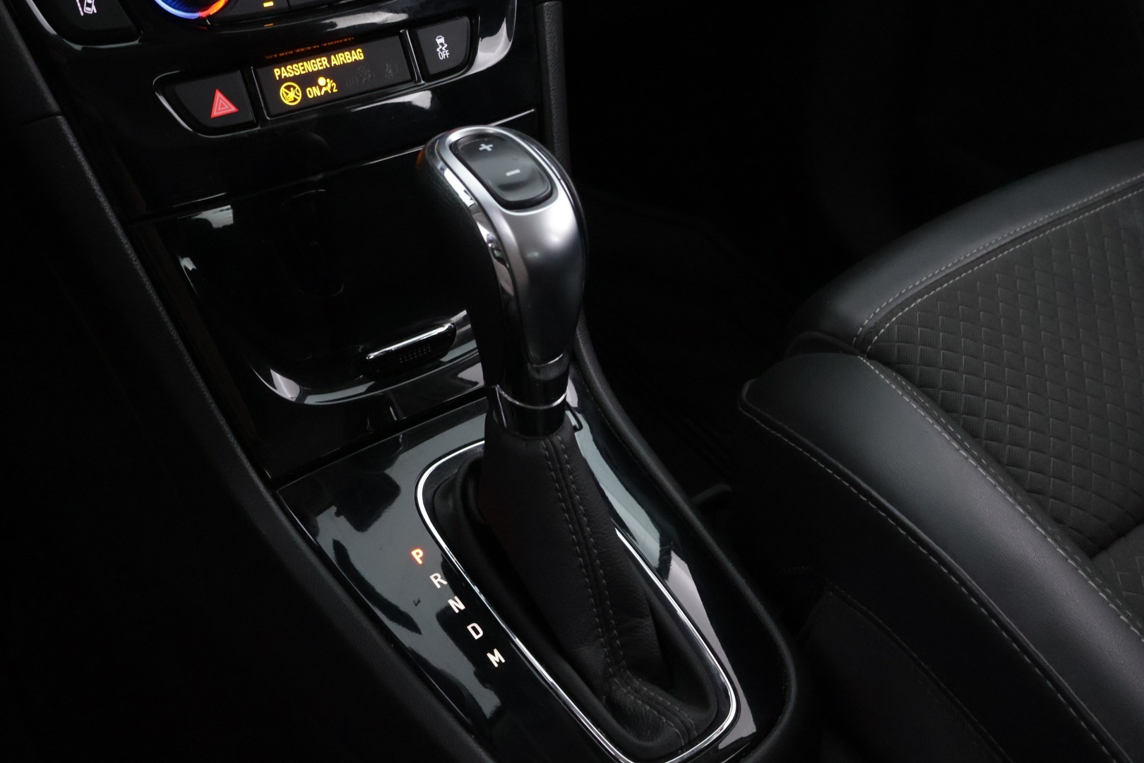 OPEL Mokka 2017