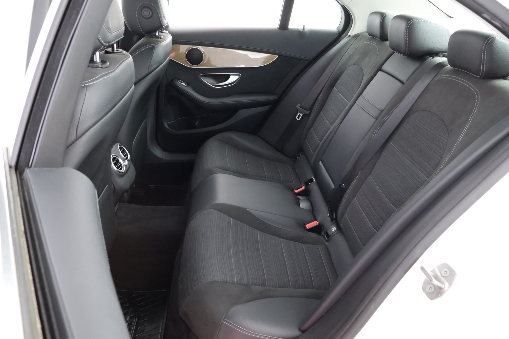 MERCEDES-BENZ C 2017