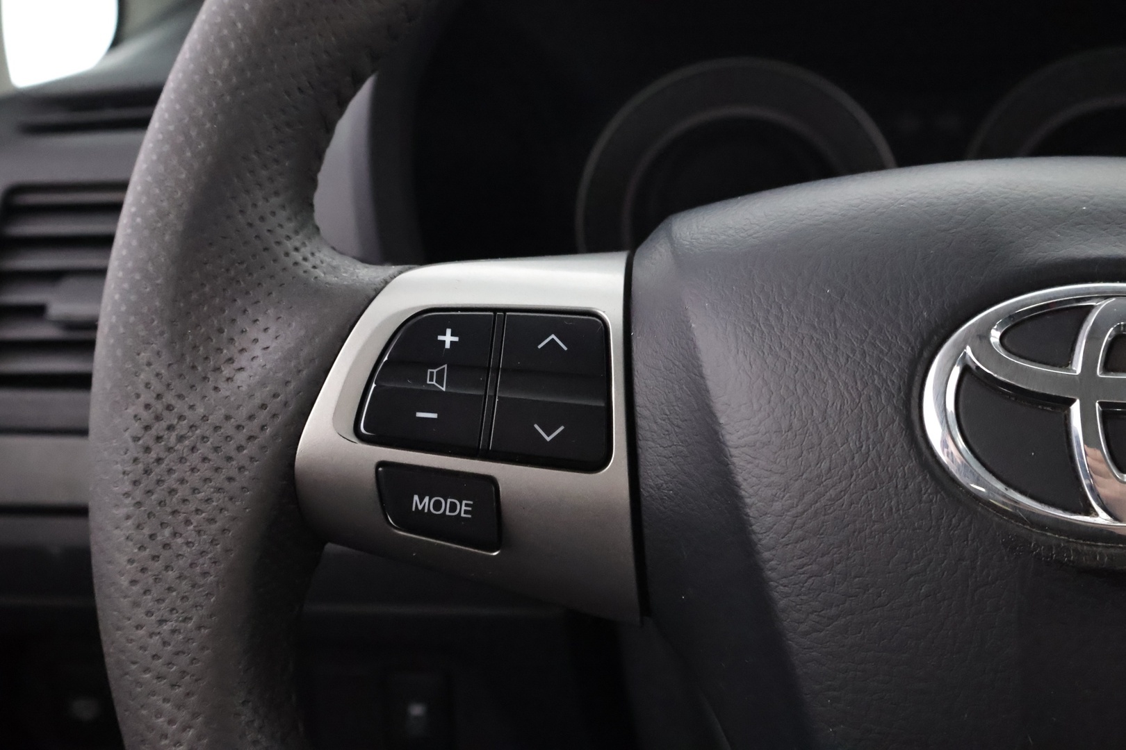 TOYOTA Auris 2010