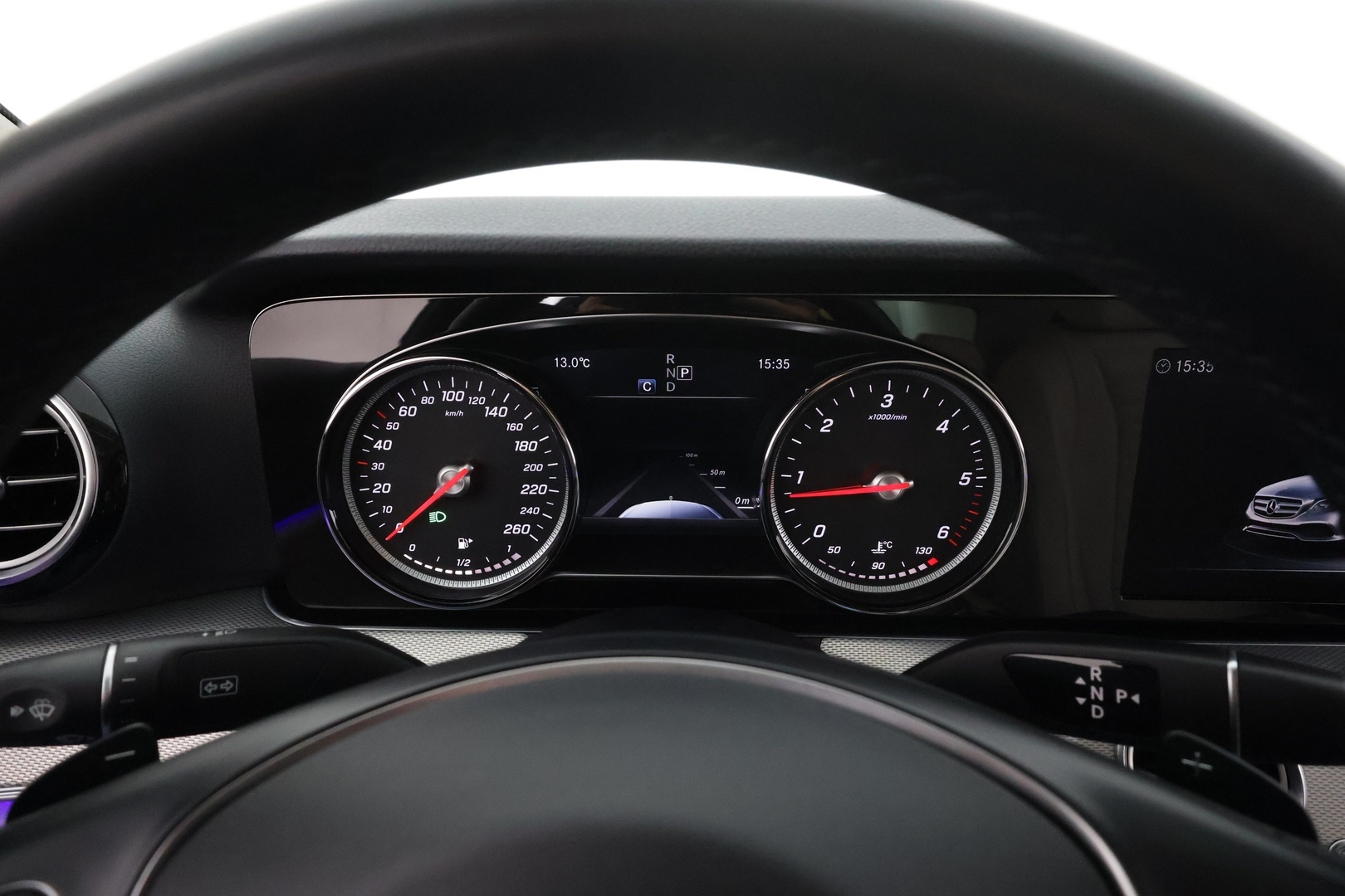 MERCEDES-BENZ E 2018