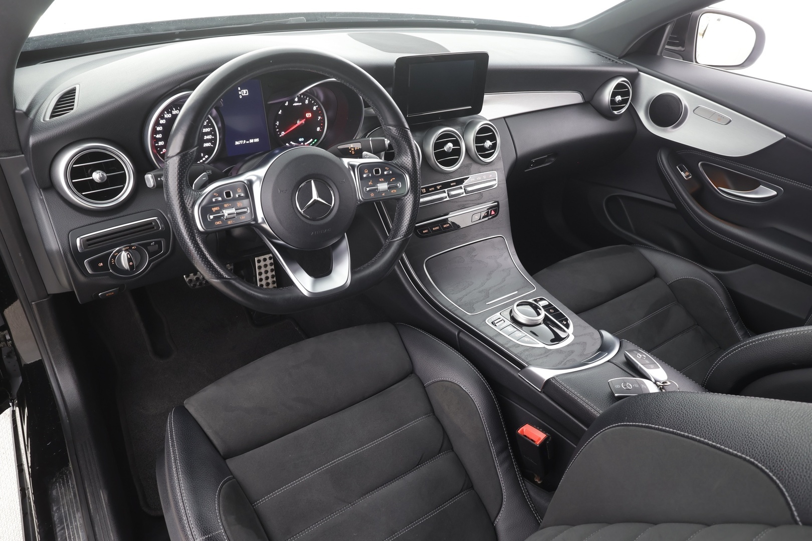 MERCEDES-BENZ C 2019