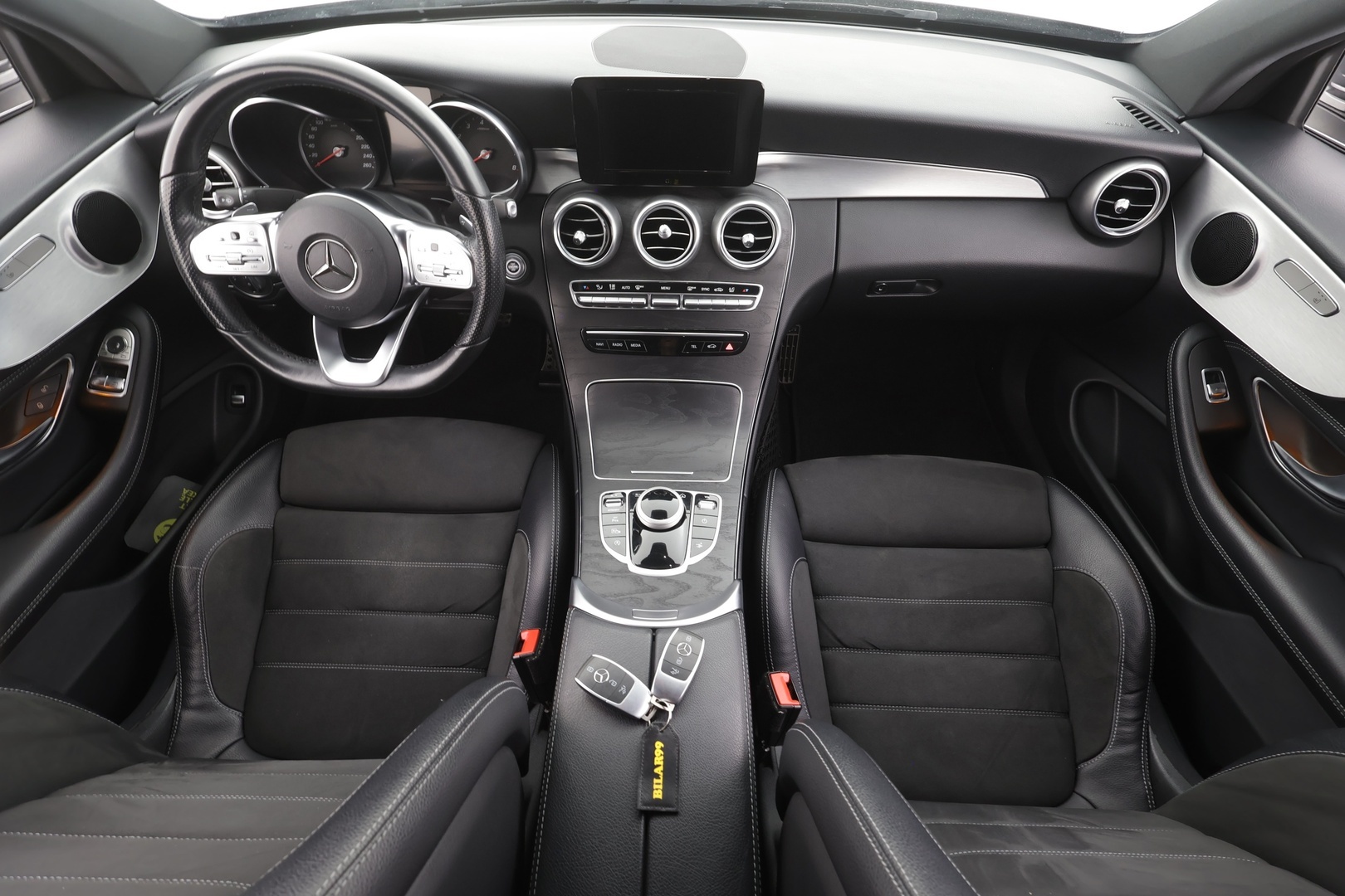 MERCEDES-BENZ C 2019