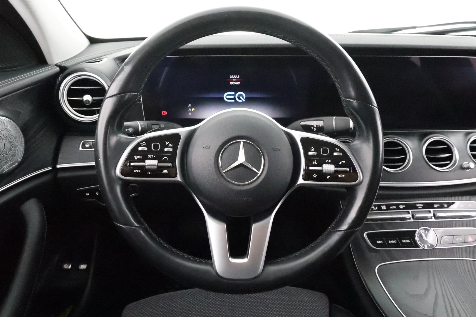 MERCEDES-BENZ E 2020