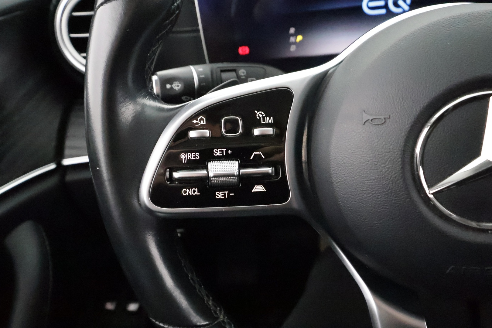 MERCEDES-BENZ E 2020