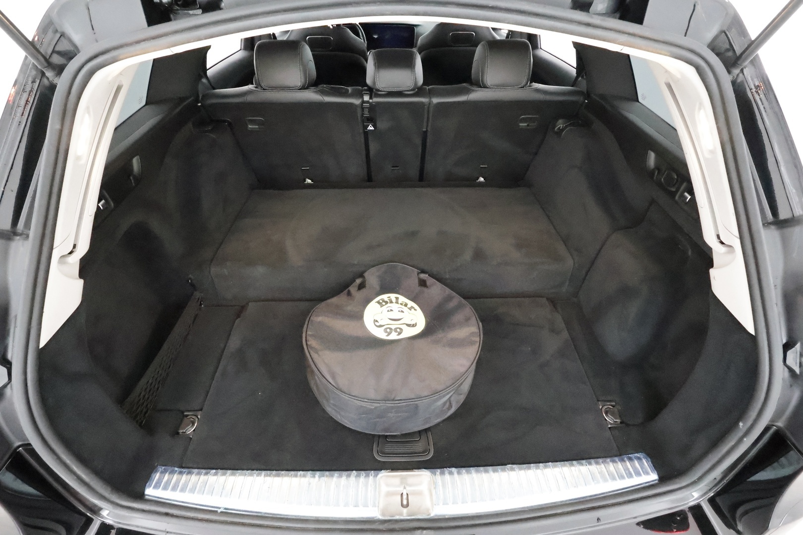 MERCEDES-BENZ E 2020