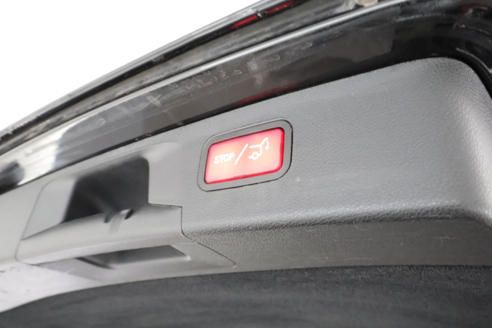 MERCEDES-BENZ E 2020