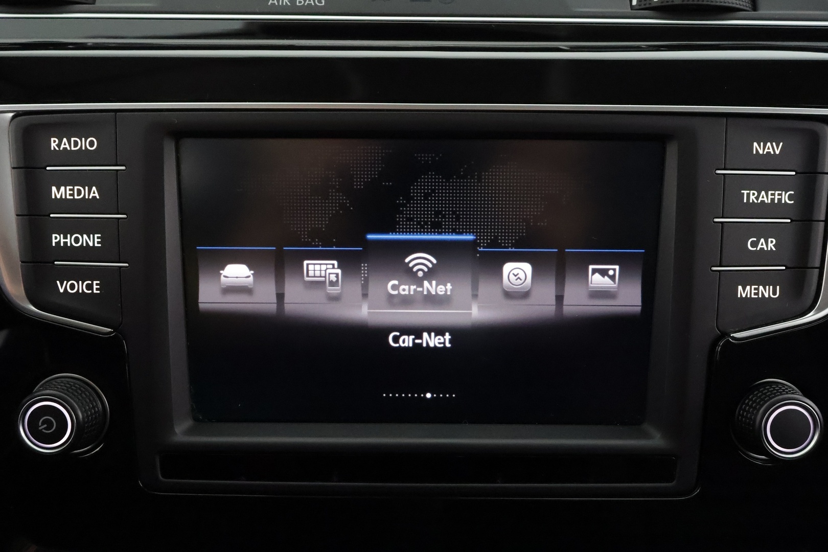 VOLKSWAGEN Touran 2017