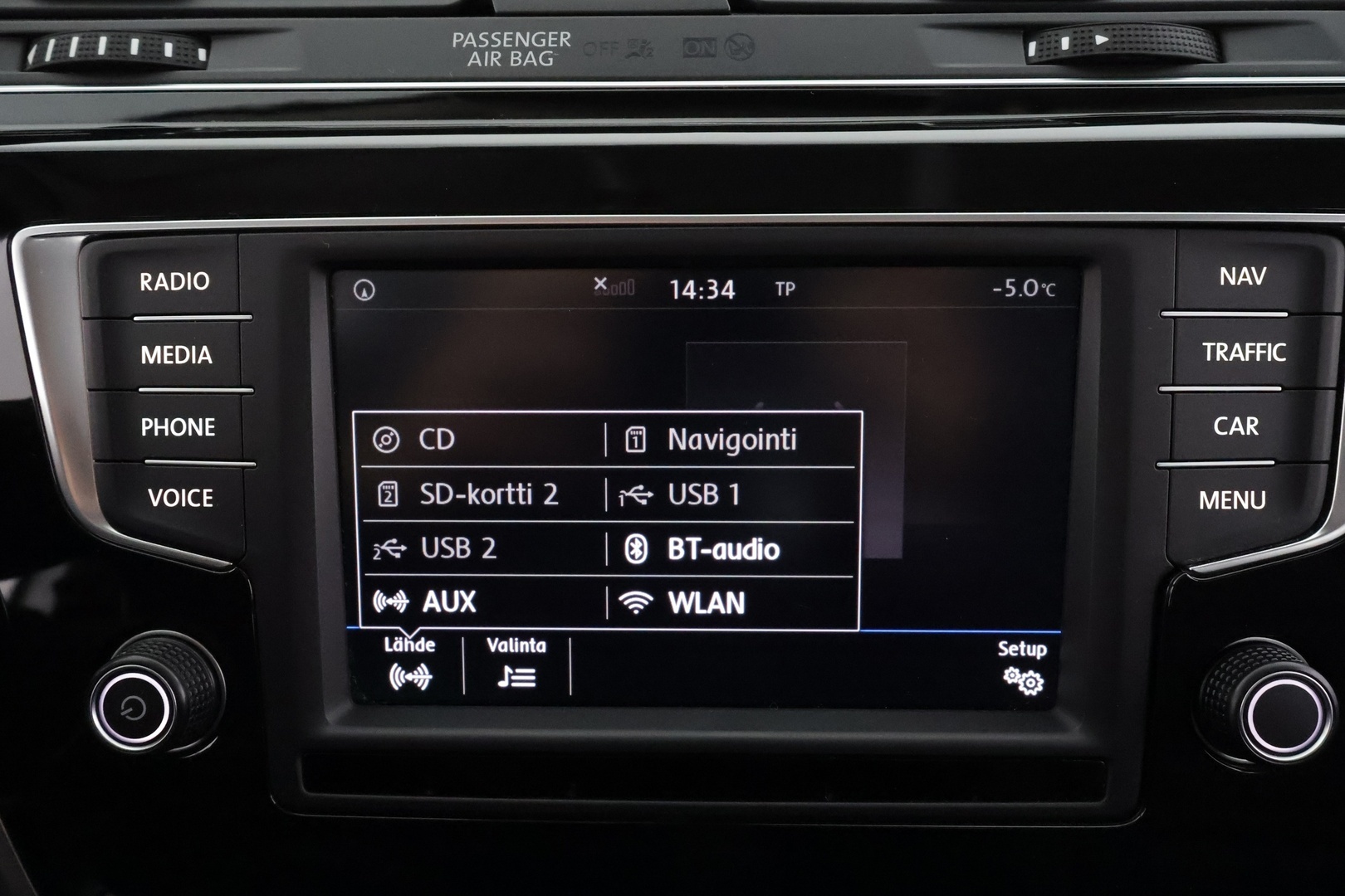 VOLKSWAGEN Touran 2017