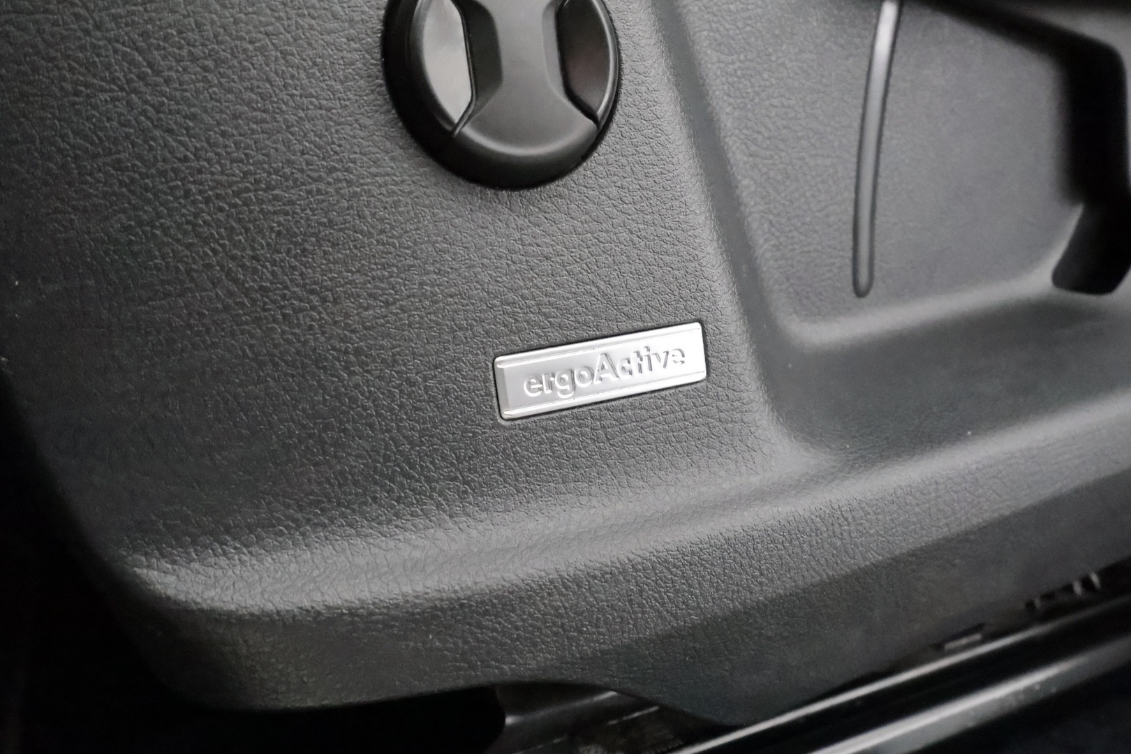 VOLKSWAGEN Touran 2017