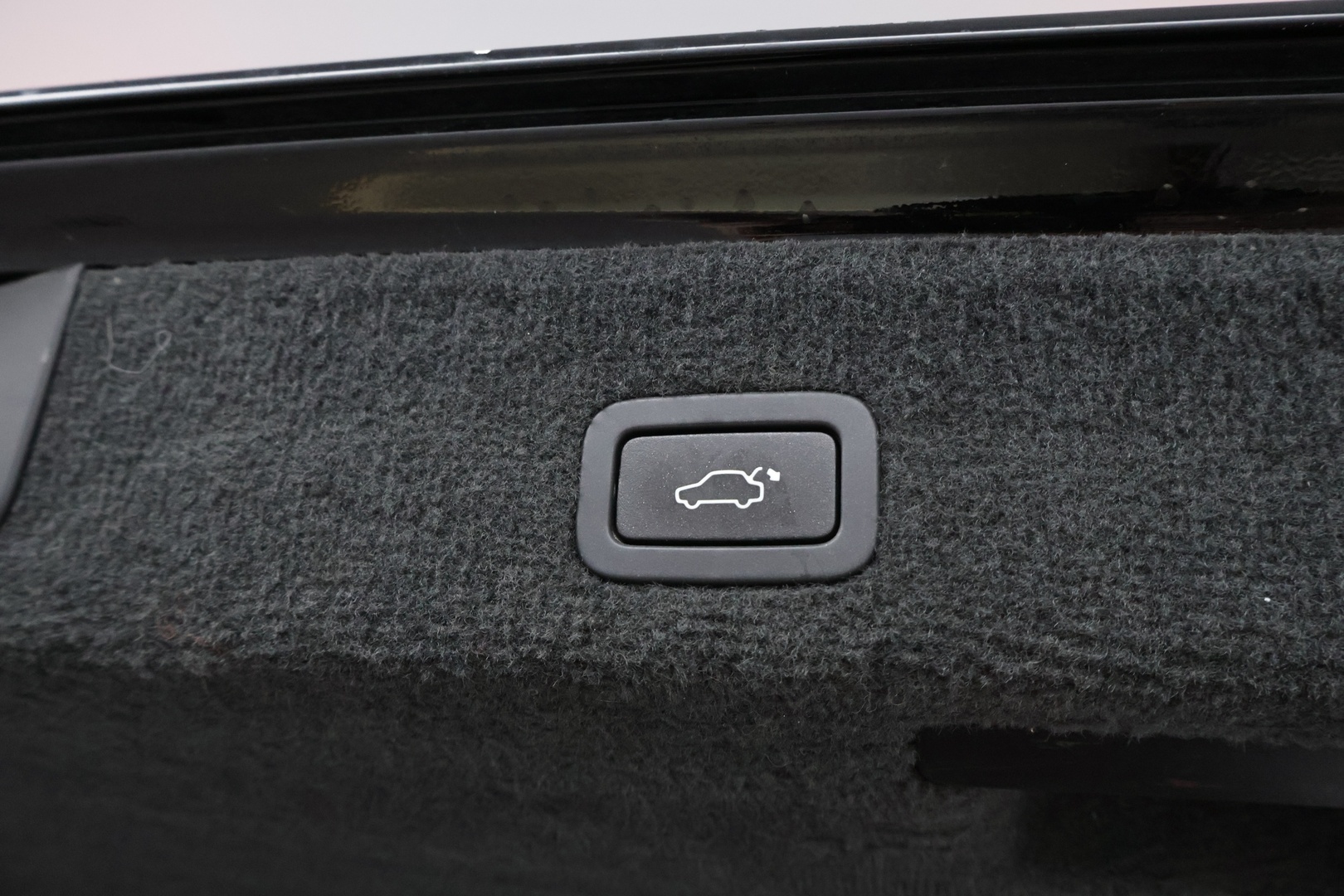 VOLVO XC70 2016