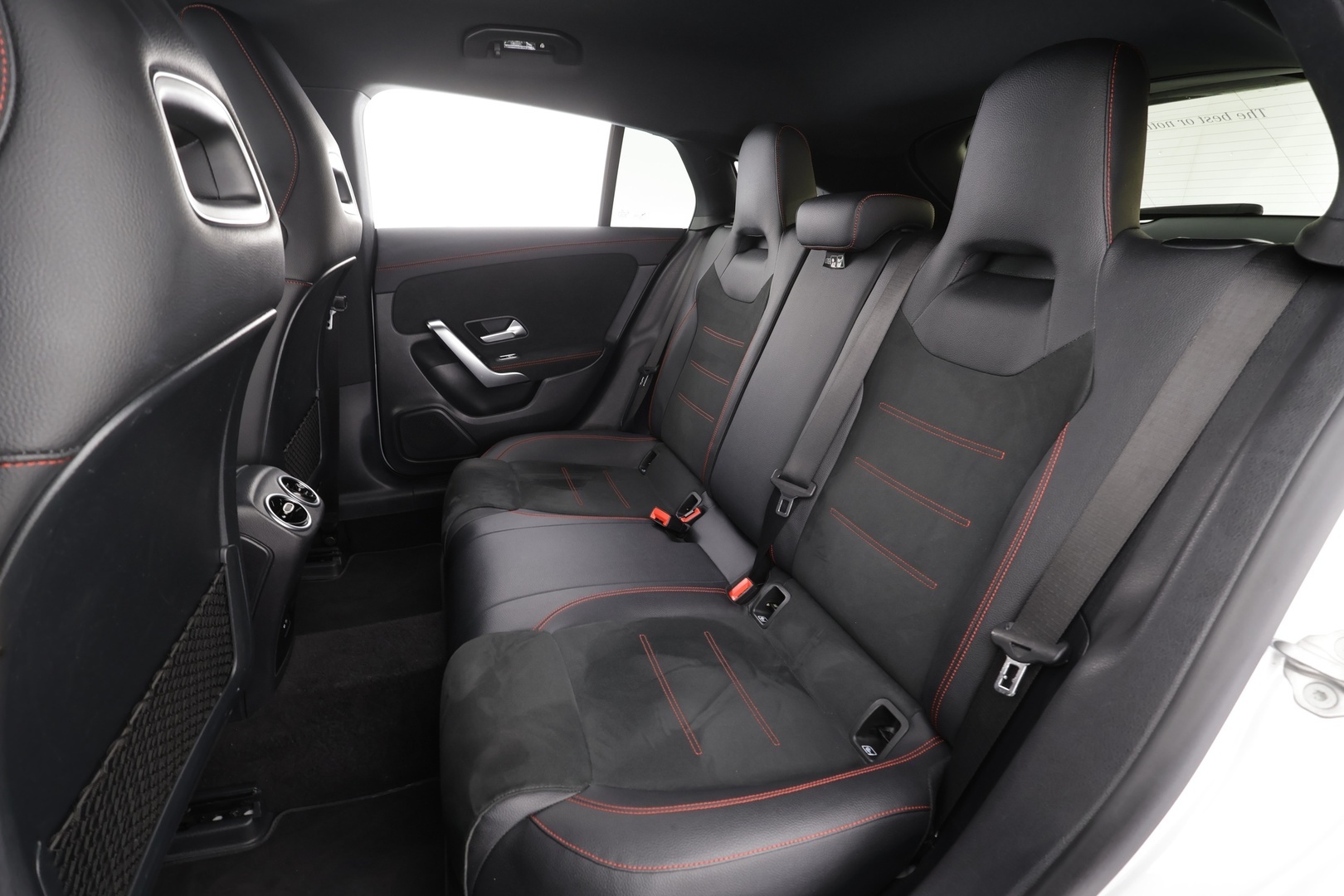 MERCEDES-BENZ CLA 2021