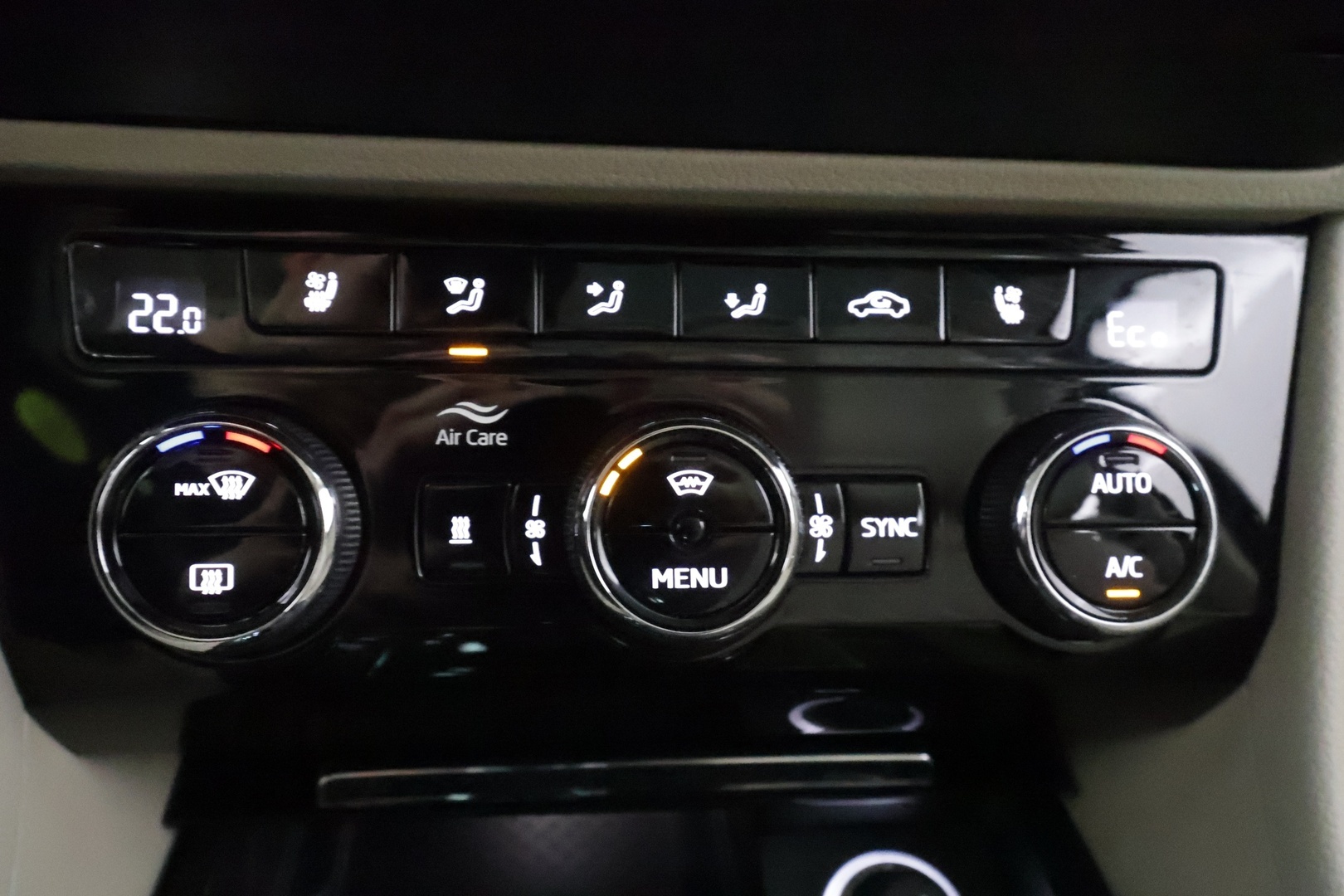 SKODA Superb 2023