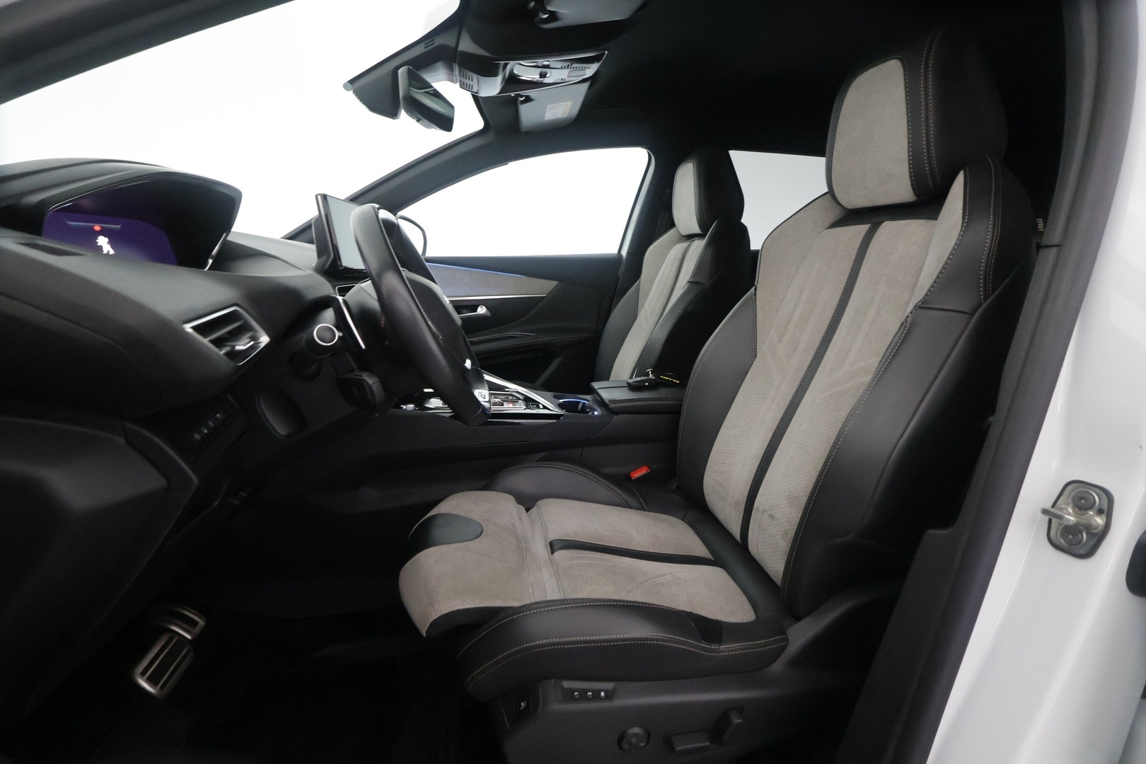 PEUGEOT 3008 2021