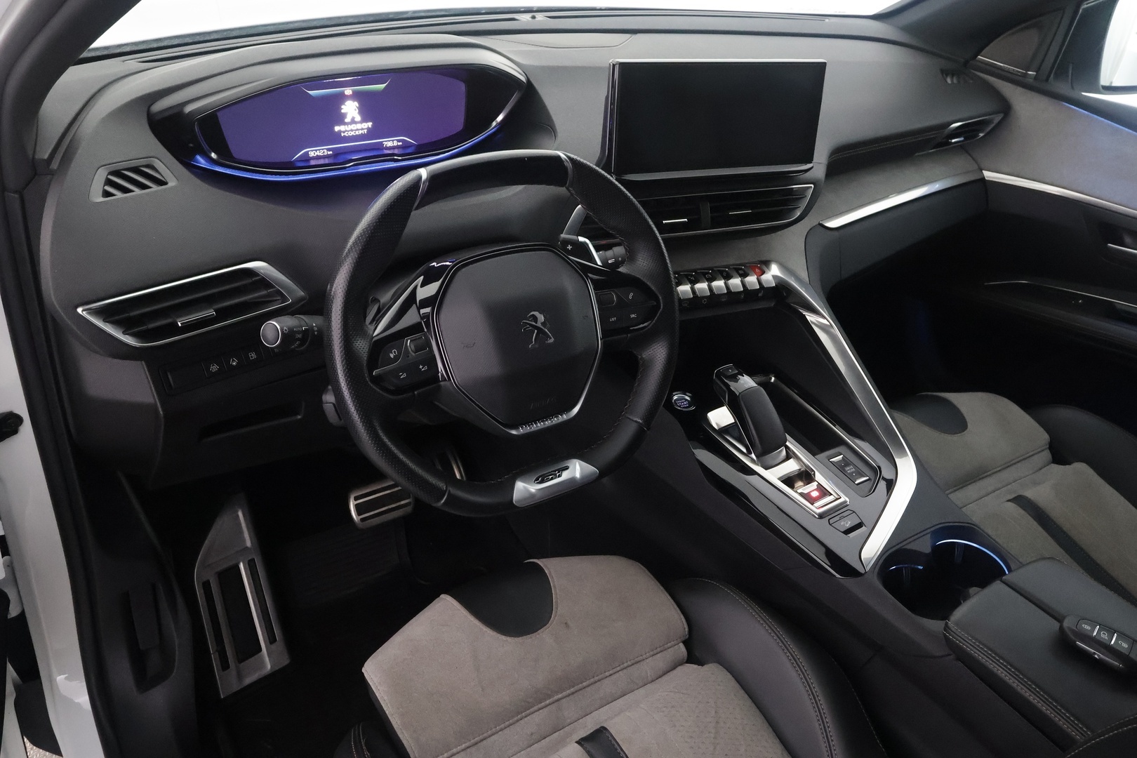PEUGEOT 3008 2021