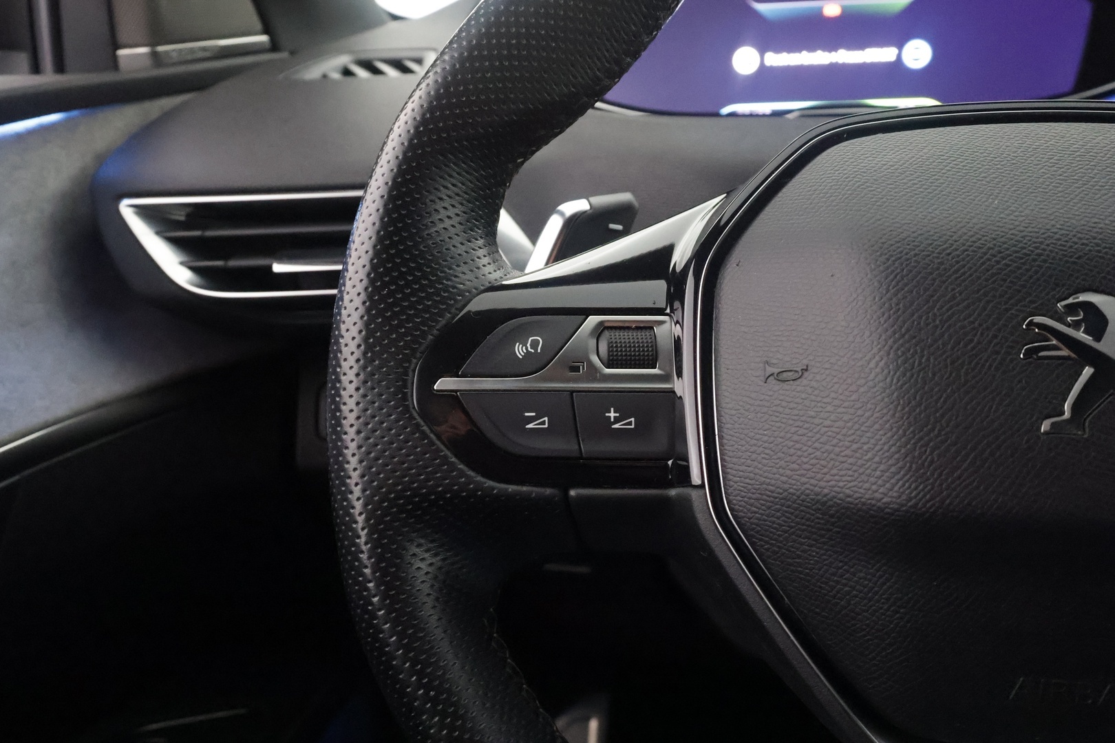 PEUGEOT 3008 2021