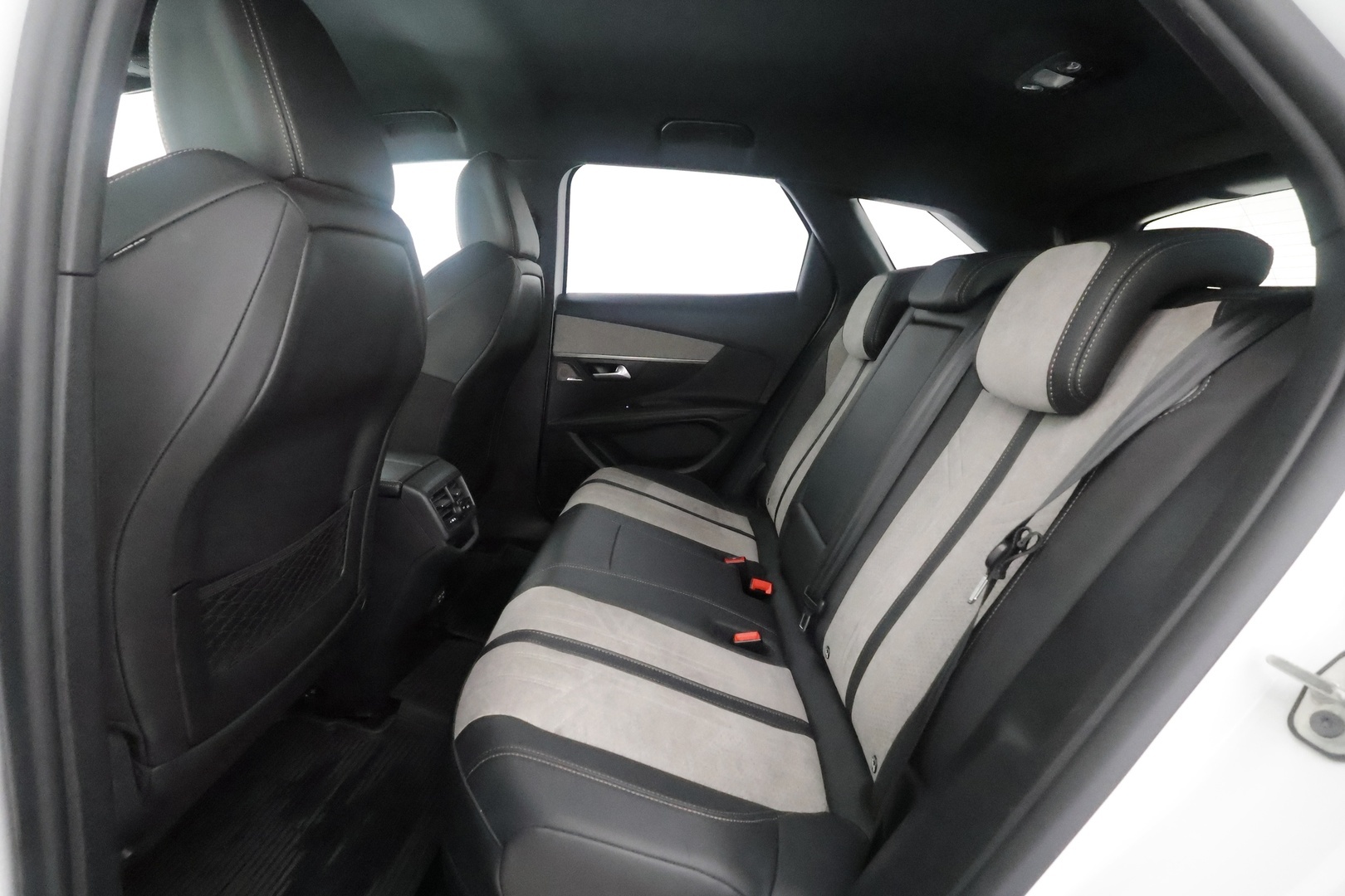 PEUGEOT 3008 2021