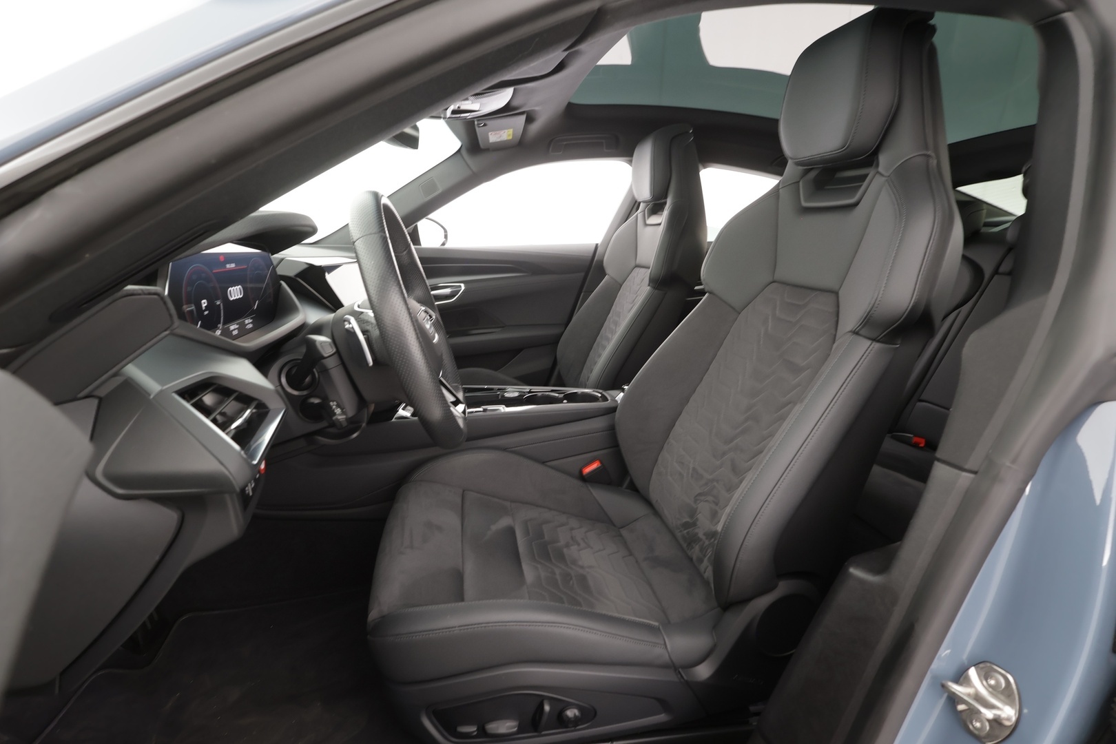 AUDI E-TRON GT 2024