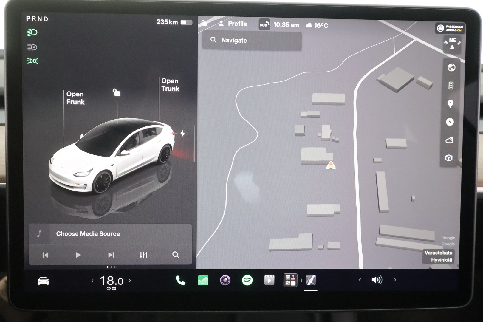 TESLA MODEL 3 2023