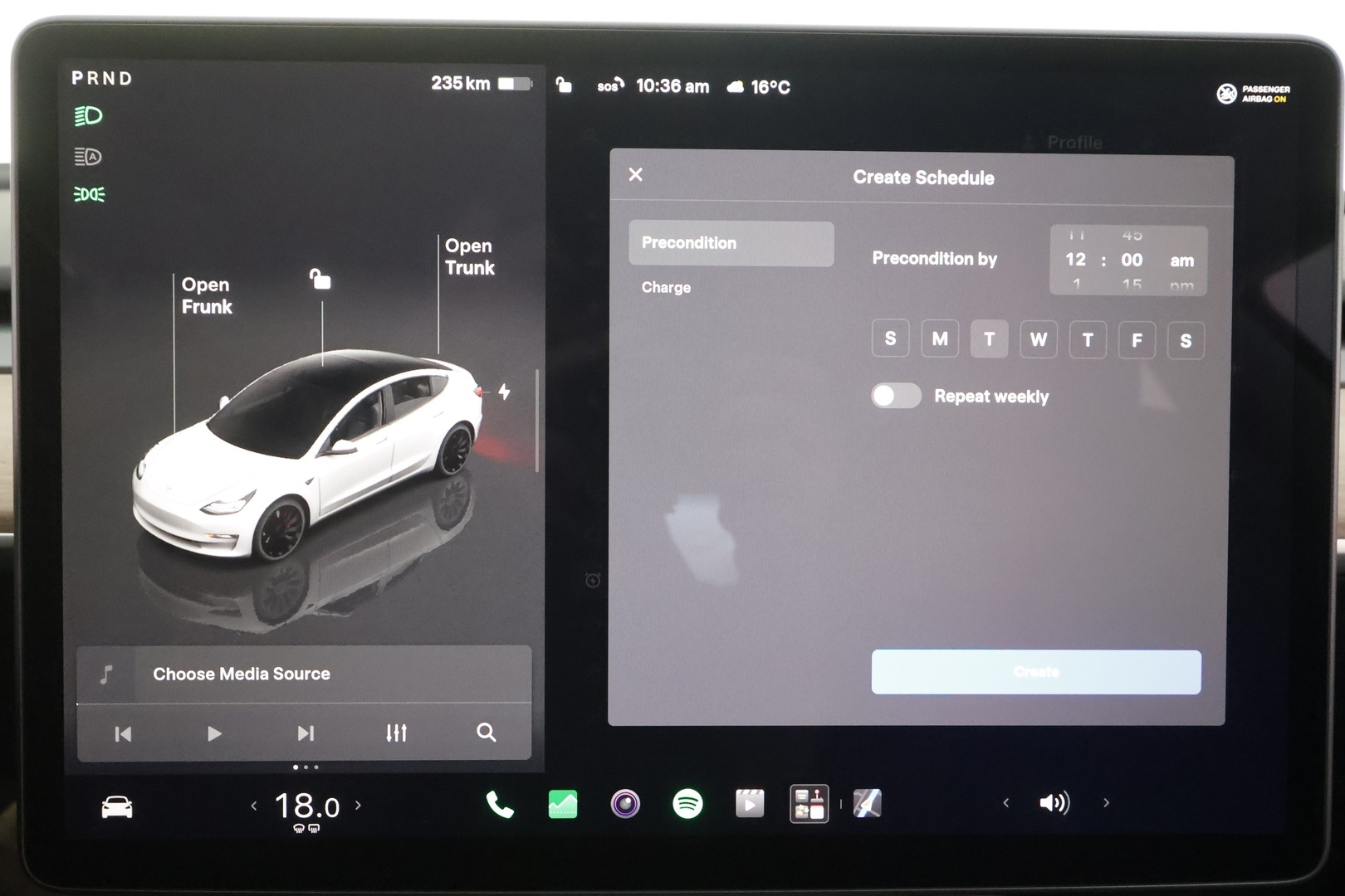TESLA MODEL 3 2023