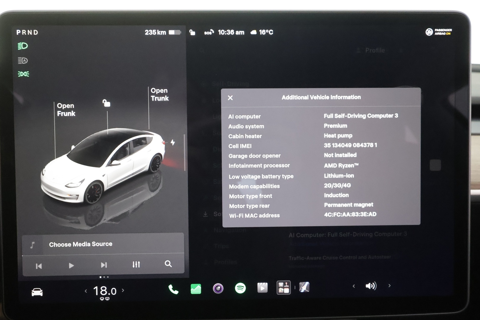 TESLA MODEL 3 2023