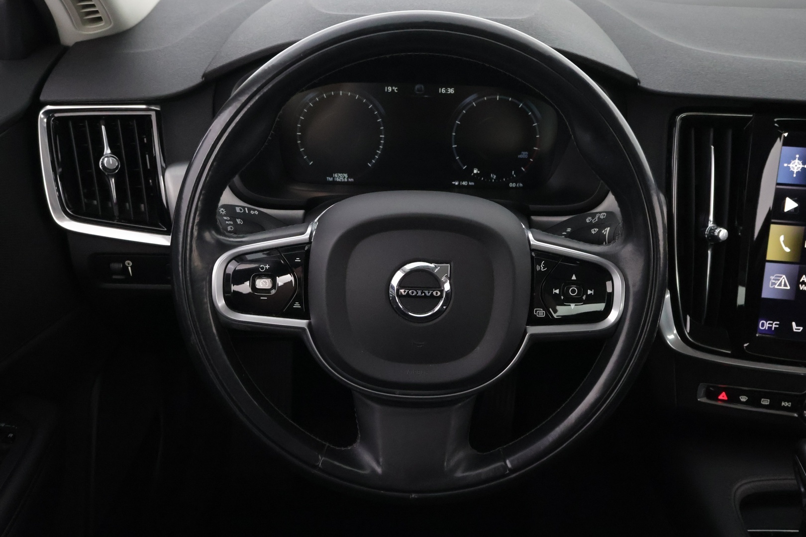 VOLVO V90 2017