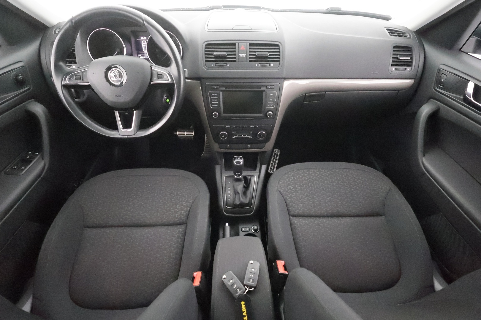 SKODA Yeti 2015