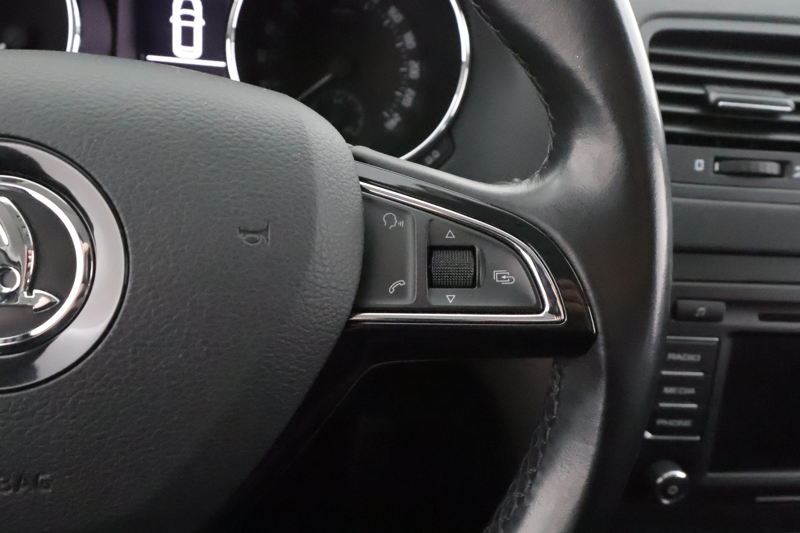 SKODA Yeti 2015