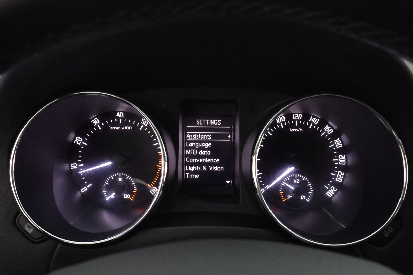 SKODA Yeti 2015