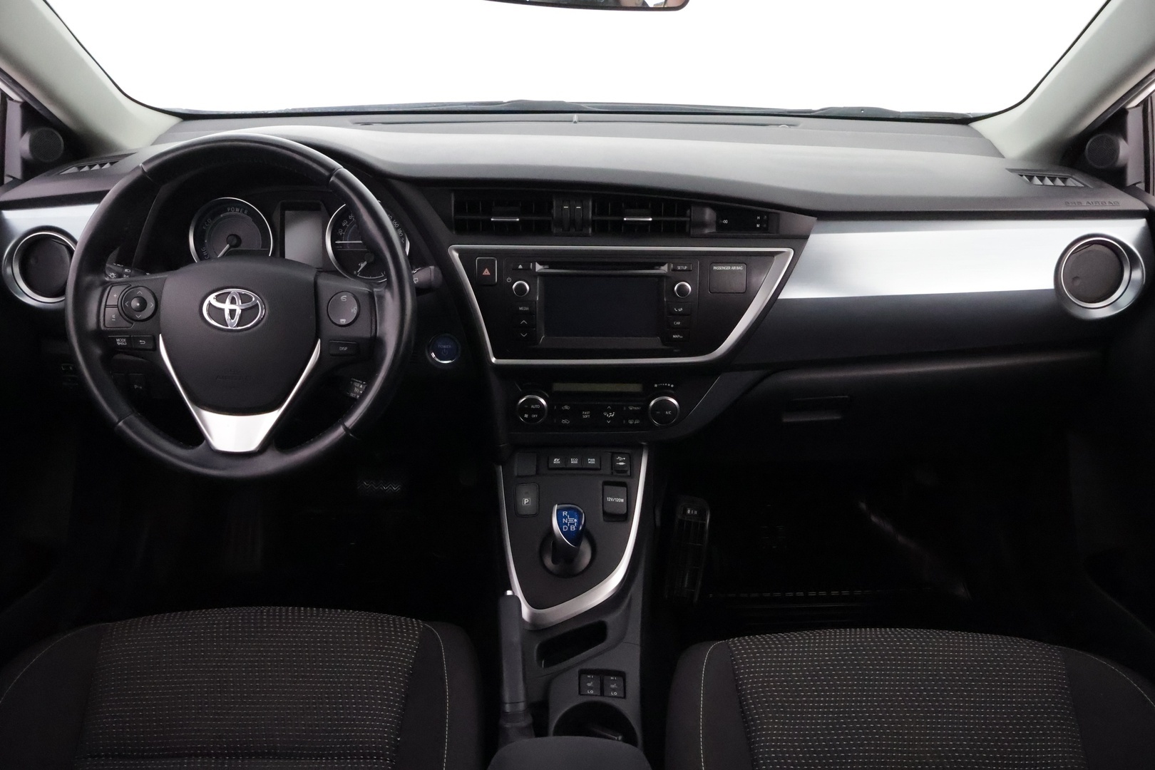 TOYOTA Auris 2014