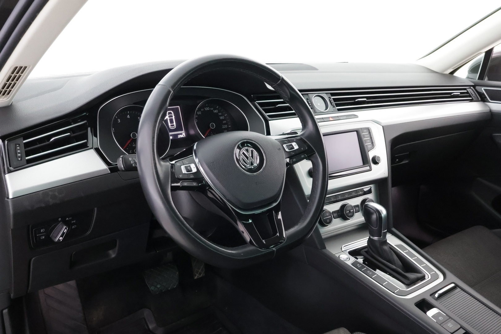 VOLKSWAGEN Passat 2017