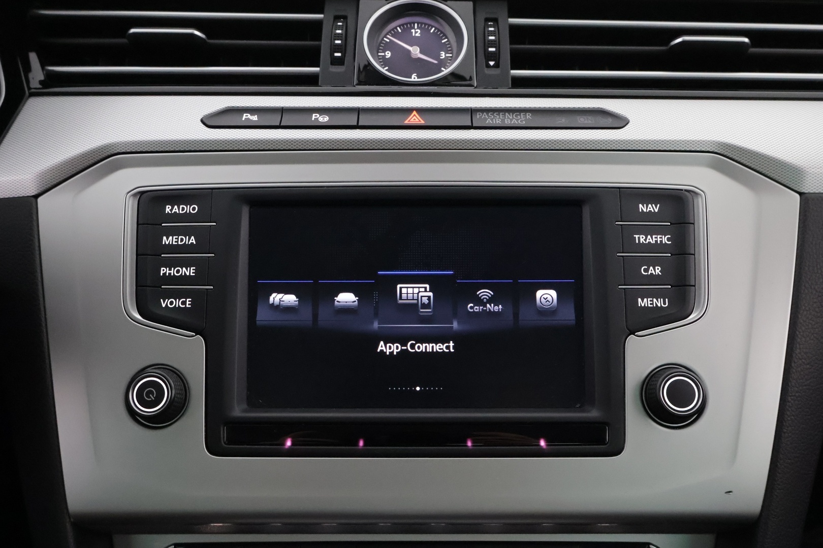 VOLKSWAGEN Passat 2017