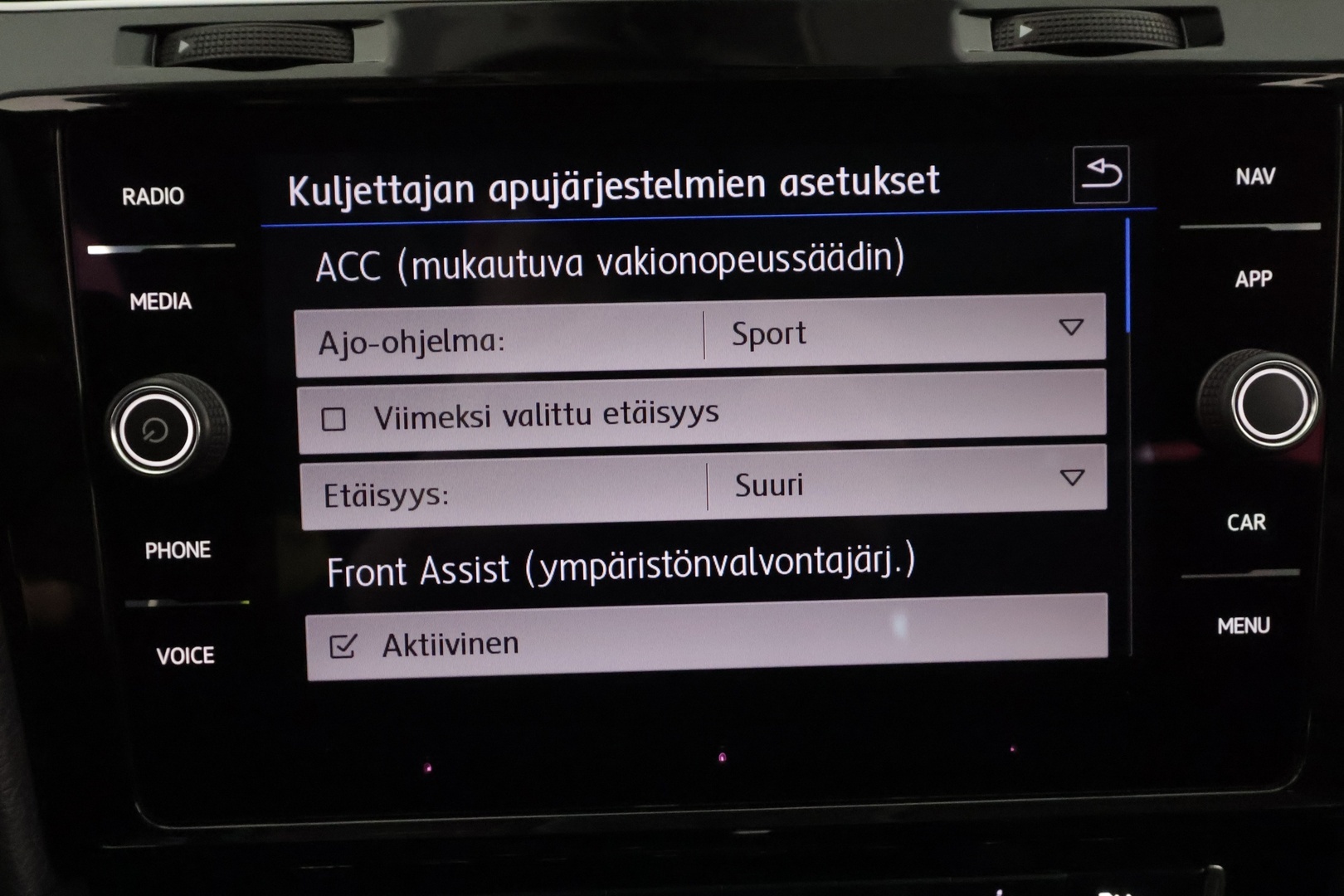 VOLKSWAGEN Golf 2018