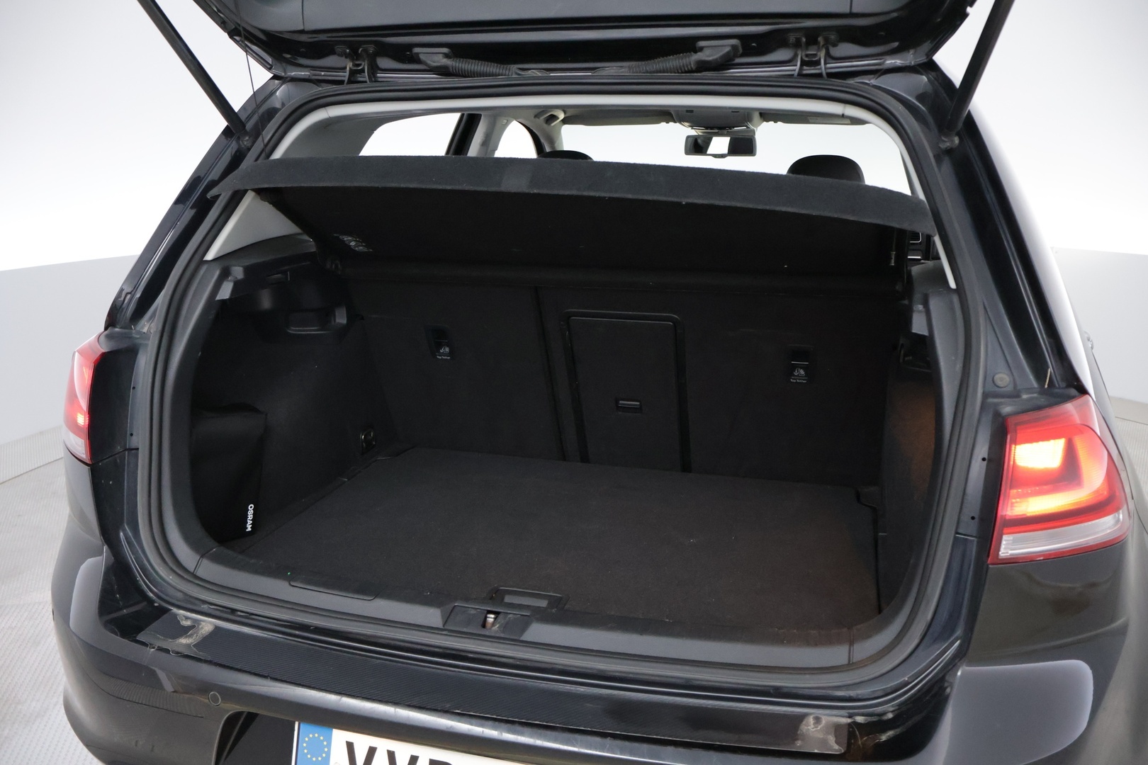 VOLKSWAGEN Golf 2013