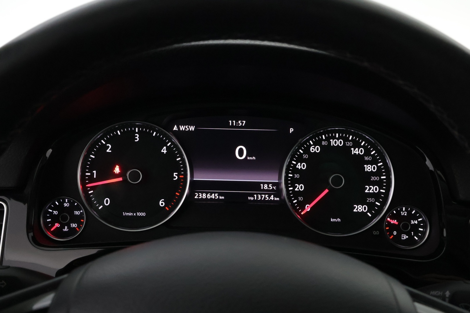 VOLKSWAGEN Touareg 2011