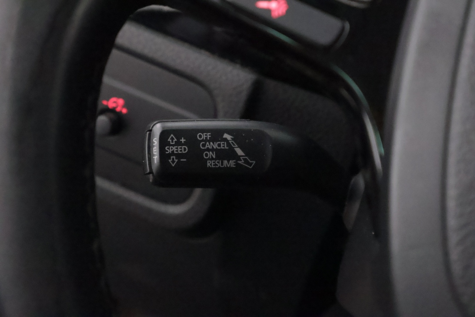 VOLKSWAGEN Touareg 2011