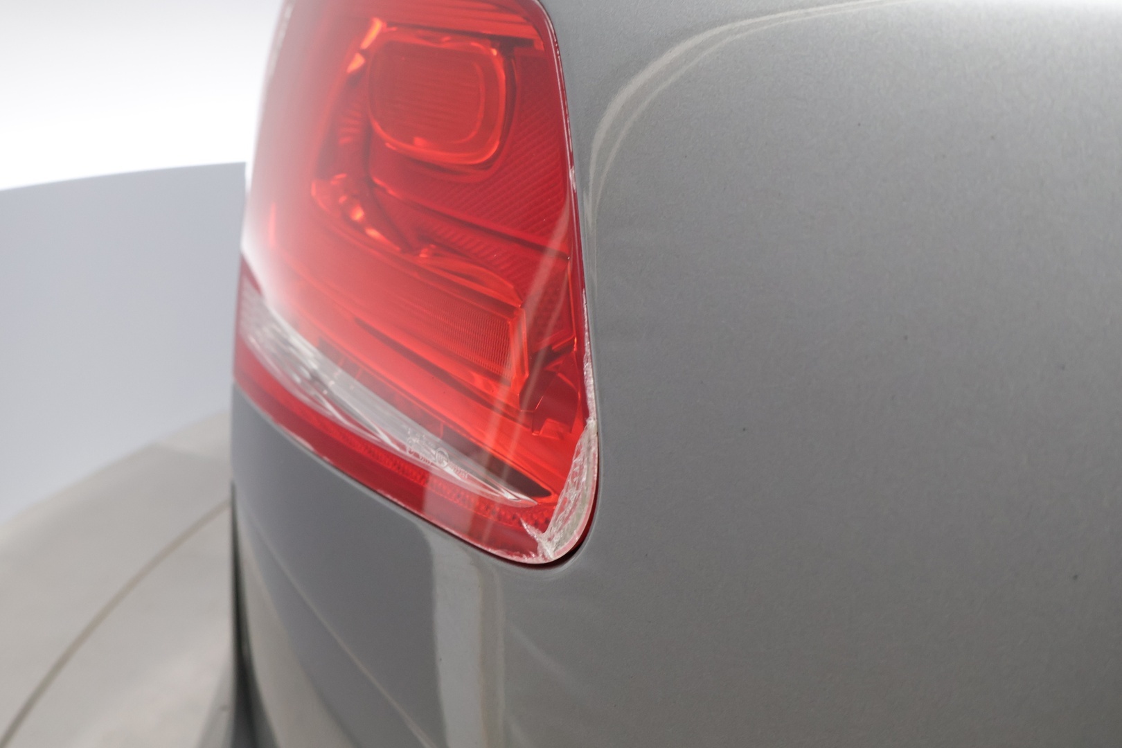 VOLKSWAGEN Touareg 2011