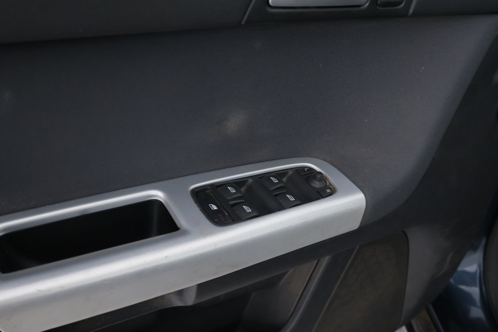 VOLVO V50 2011