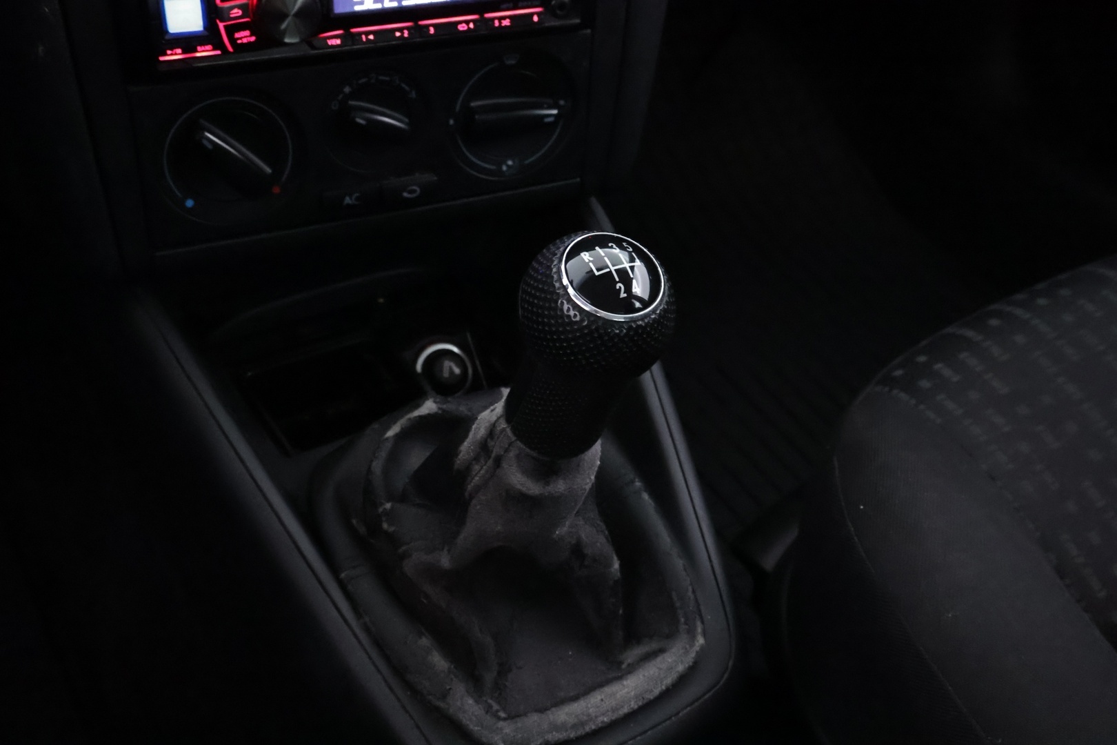 VOLKSWAGEN Golf Variant 2003